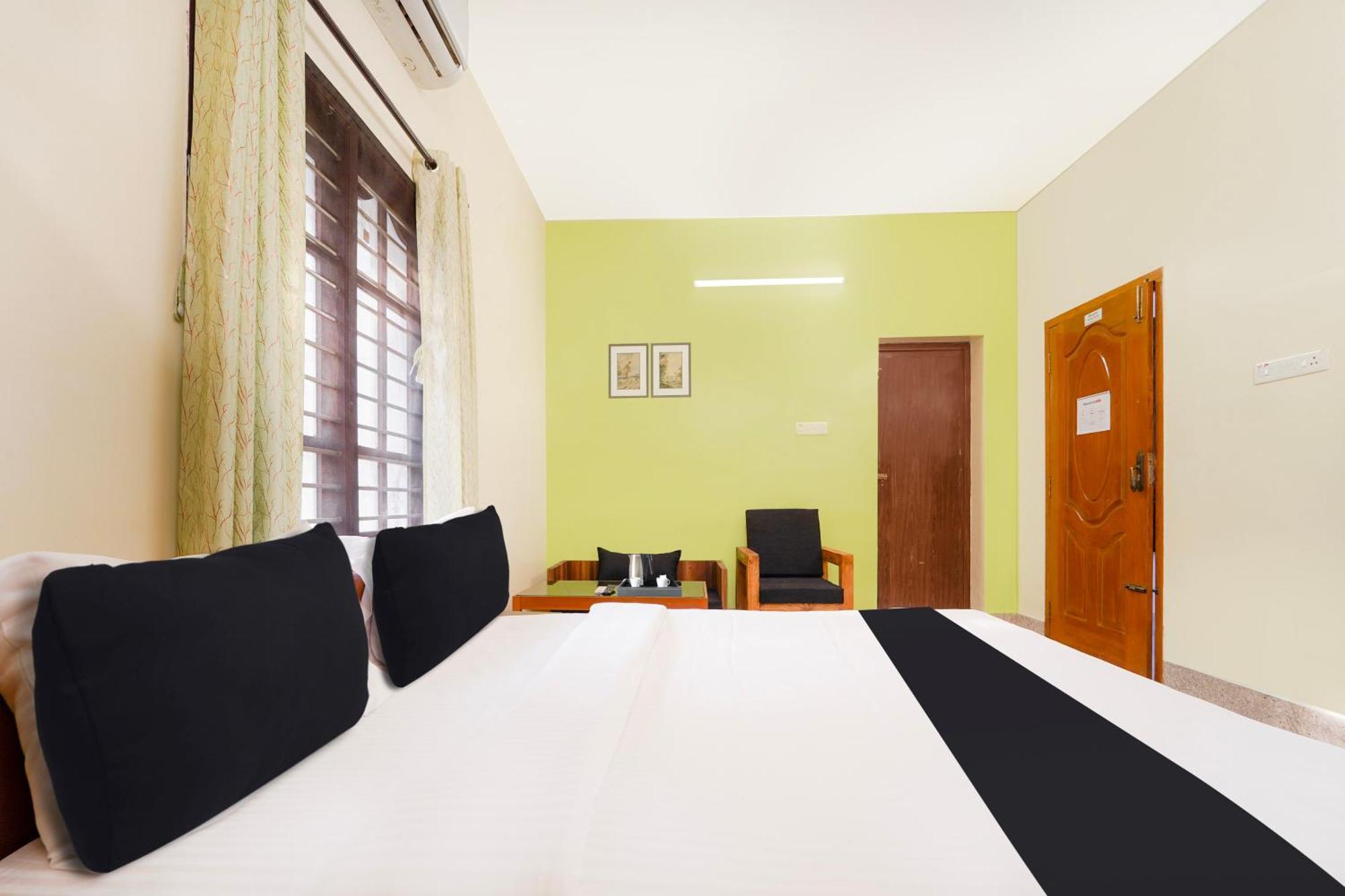 Irugur Hotel O Singanallur Coimbatore מראה חיצוני תמונה