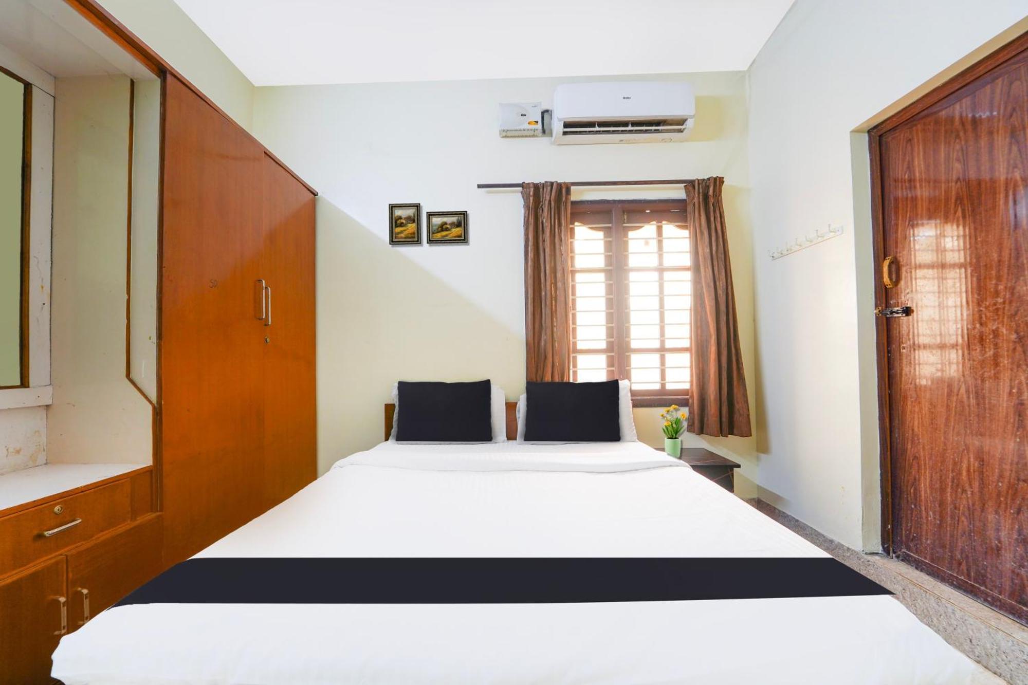 Irugur Hotel O Singanallur Coimbatore מראה חיצוני תמונה