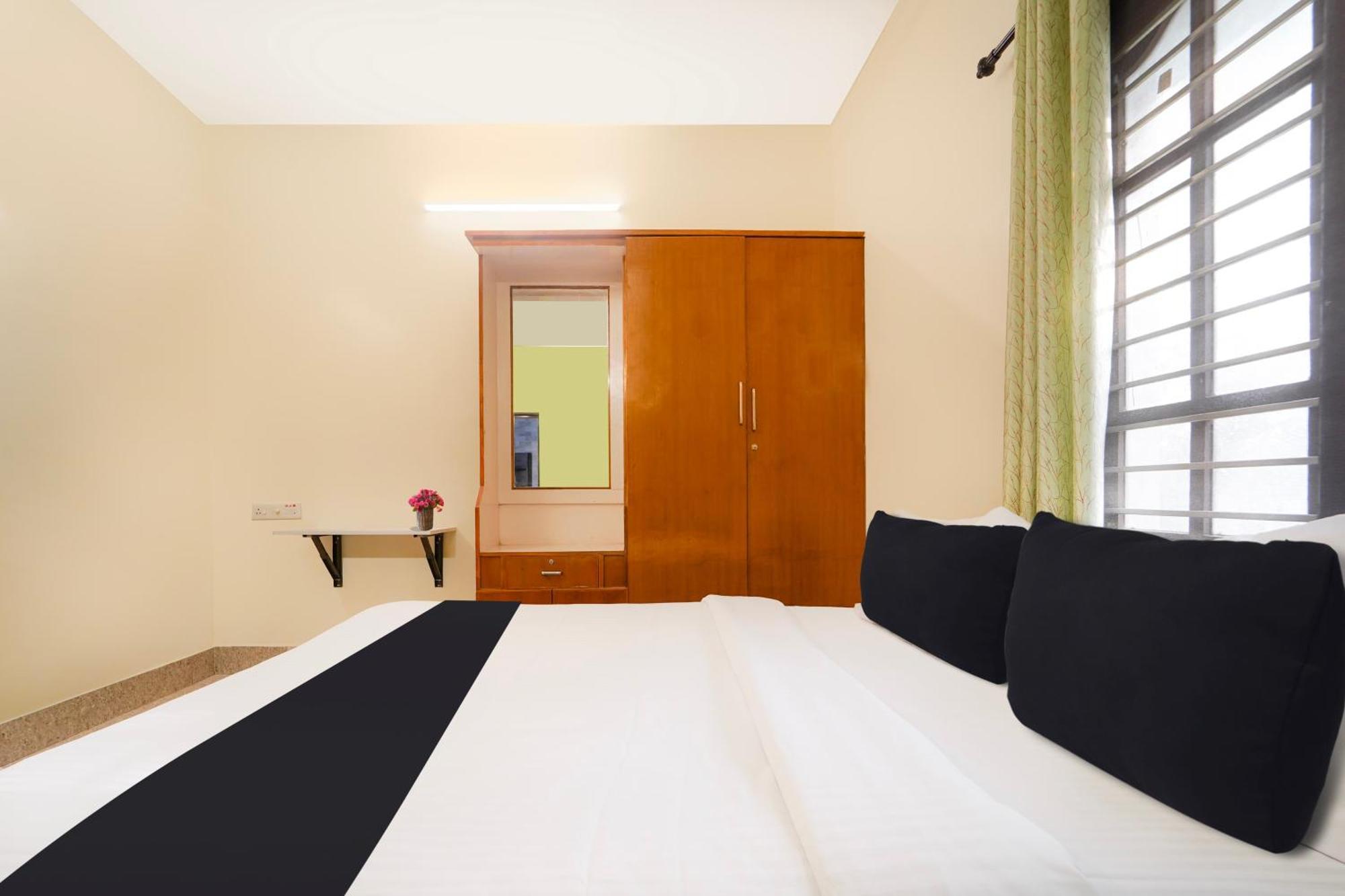 Irugur Hotel O Singanallur Coimbatore מראה חיצוני תמונה